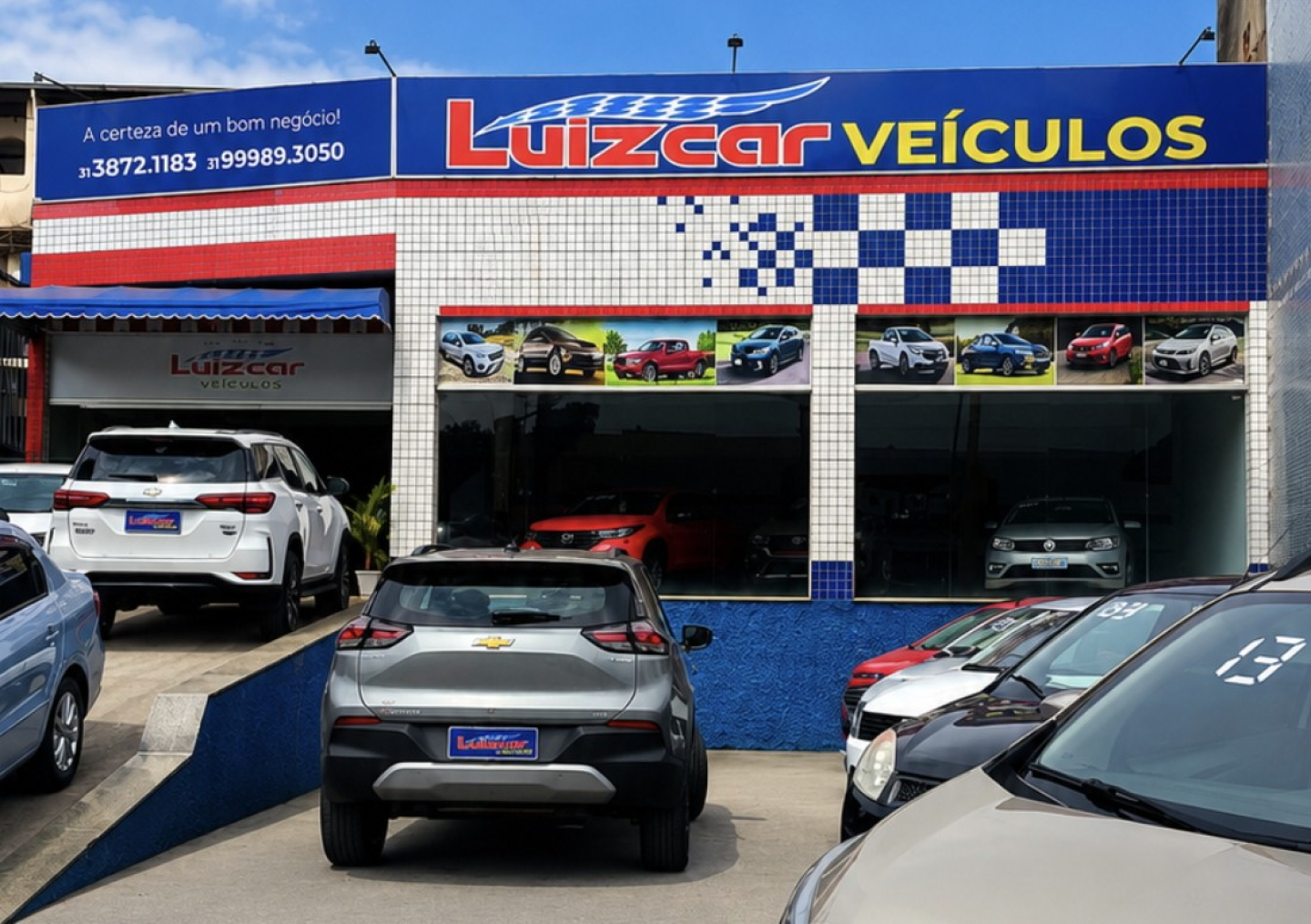 LuizCar Veículos 