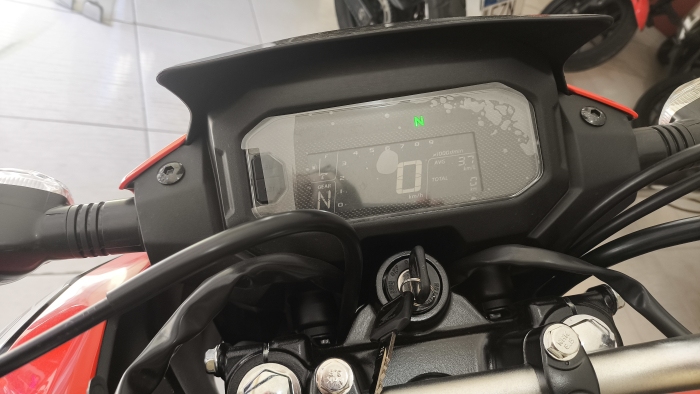 Bros 160
