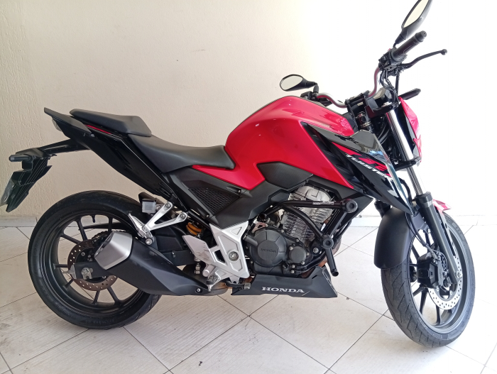 CB300f Twister 