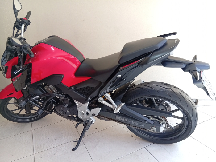 CB300f Twister 